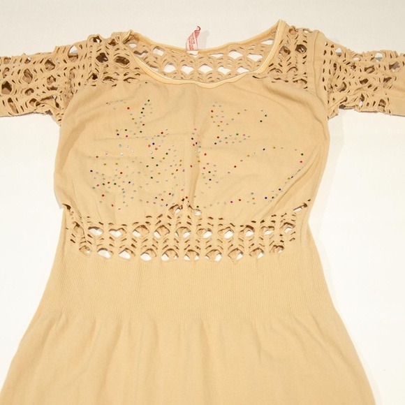 Beige body stocking dress. - Picture 3 of 8